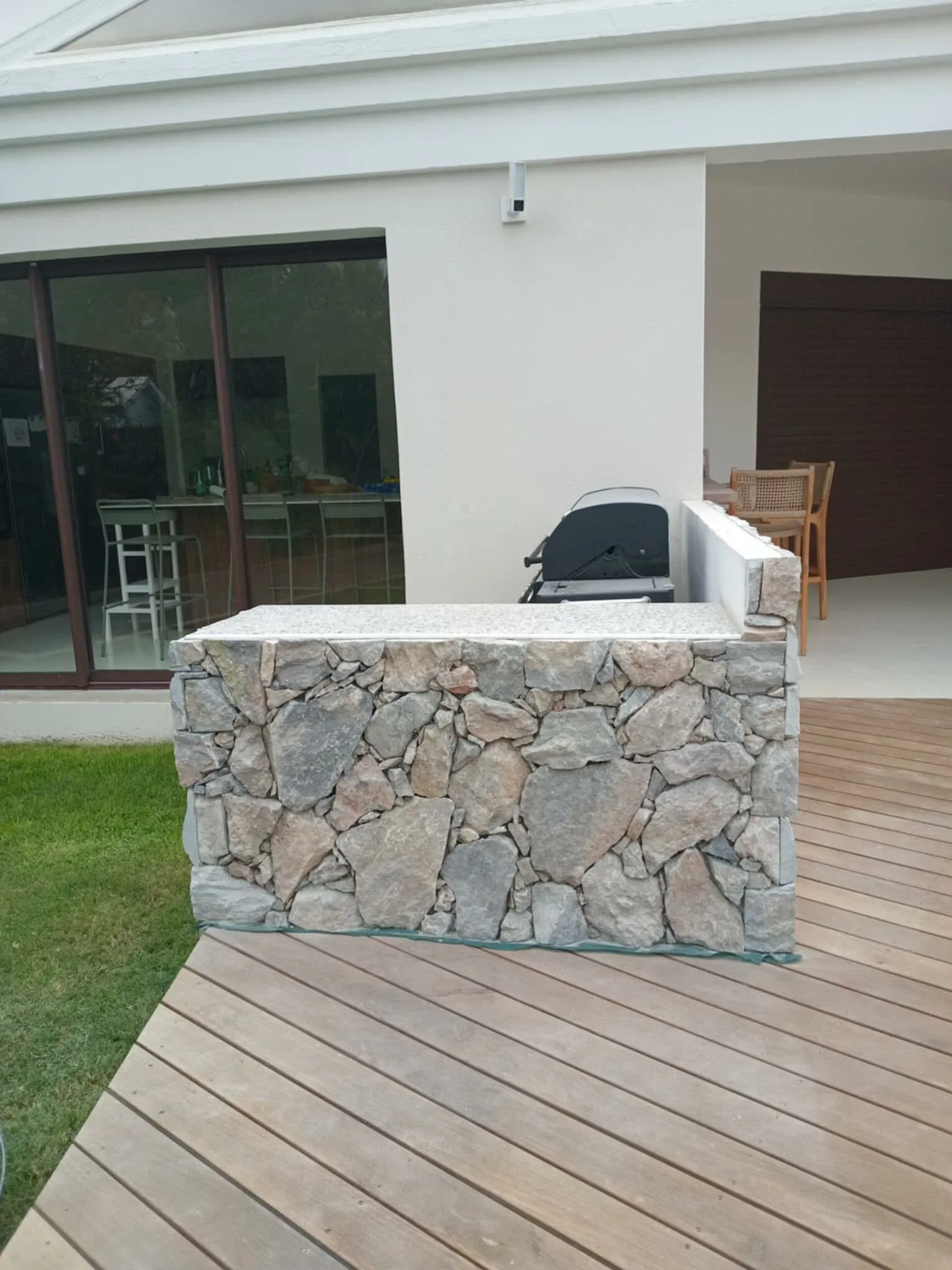 Parapet - Image gallerie 23